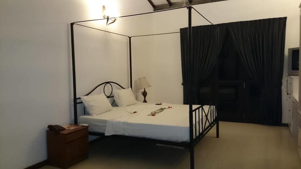 Villa W Bentota Extérieur photo