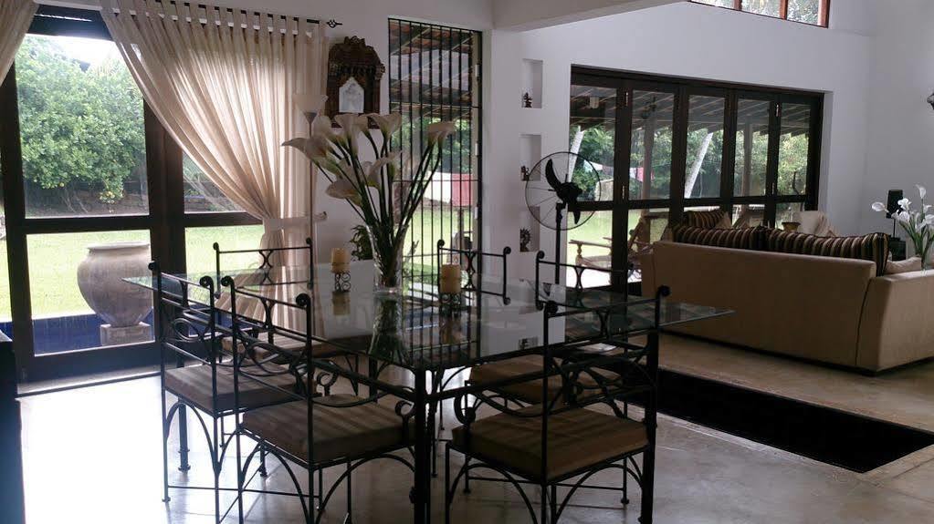Villa W Bentota Extérieur photo